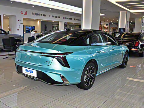 2025�� 2.0T ������