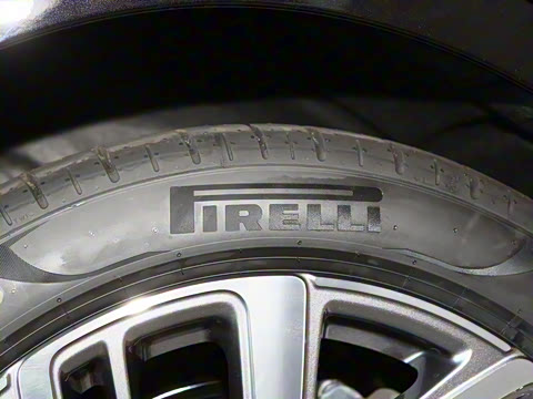 2026�� E 300 L ʱ���˶���