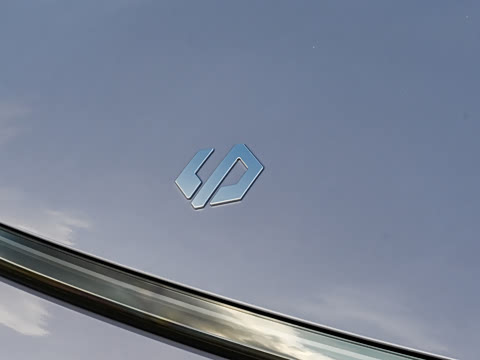 2027�� 670������