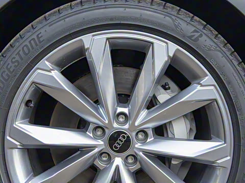 2026�� allroad quattro 55 TFSI