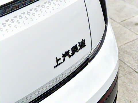 2026�� �ȷ�quattro��