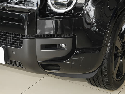 2026�� 110 3.0T P400 X-Dynamic HSE