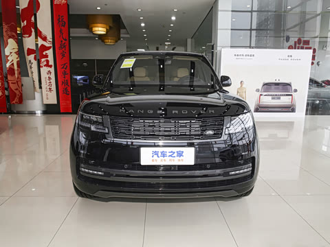 2026�� 3.0 L6 400PS SE�����