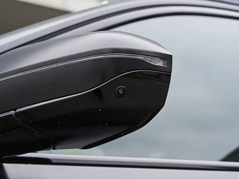 2026�� xDrive30L �����