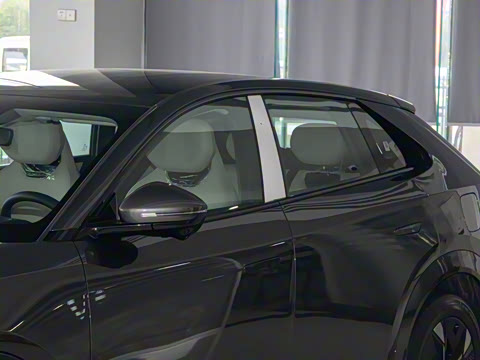 2025�� ����200 Pro