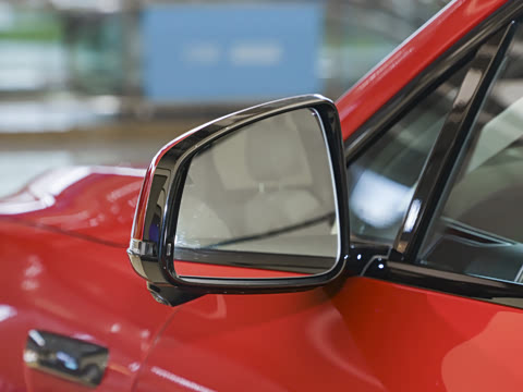 2025�� ����   Ultra ������