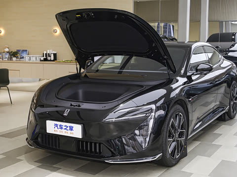 2025�� Elite�����