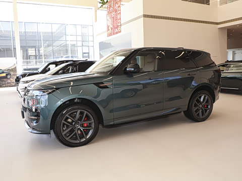 2025�� 400PS Dynamic SE