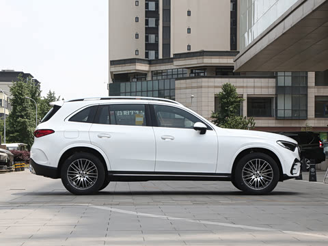 2026�� �Ŀ� GLC 300 L 4MATIC ������ 5��
