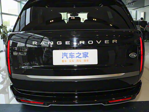 2025�� 3.0 L6 360PS ʢ����