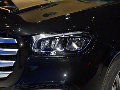 2026�� GLS 450 4MATIC ������