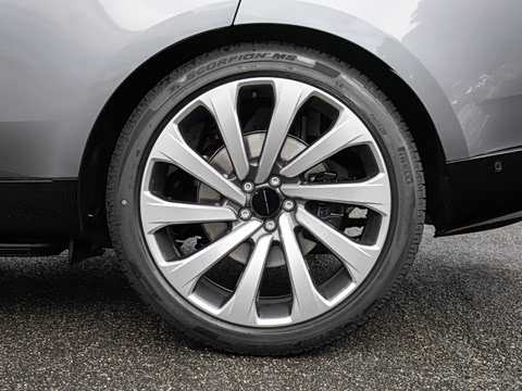 2026�� 3.0 L6 400PS HSE�����