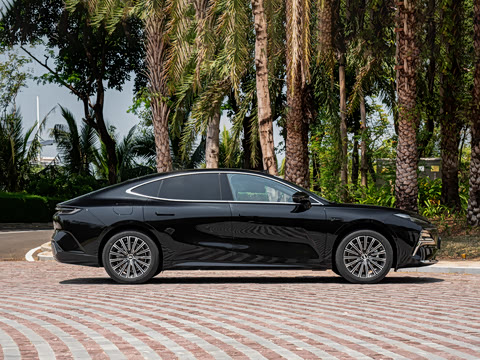 2026�� 225km EM-i Զ�����ǺӰ�