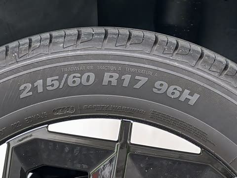 2027�� 1.5L ������