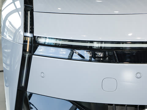 2025�� 820 �������� Ultra