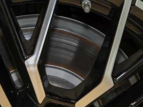 2022�� 840i ˫�Ž��ܳ� M�˶���װ