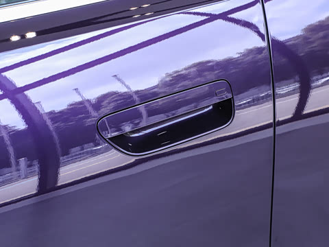 2025�� ���� Ultra�� 53.4kWh 5���� (192�߼����״