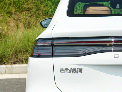 2025�� EM-i 70km ������