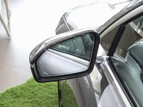 2025�� 100kWh Touring