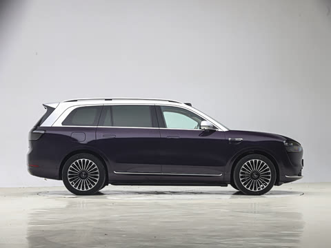 2025�� ���� Ultra�� 52kWh 5����