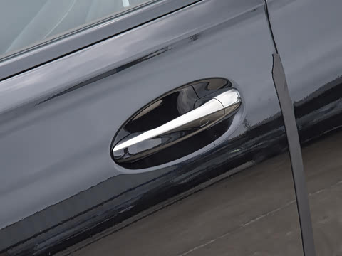 2025�� GLS 600 4MATIC ��ҹ��