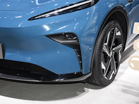 2025�� ������