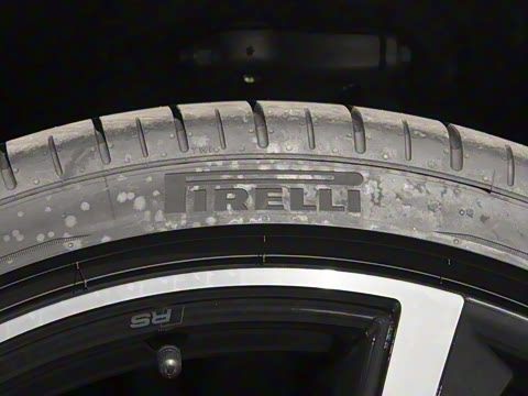 2025�� 55 TFSI quattro ������