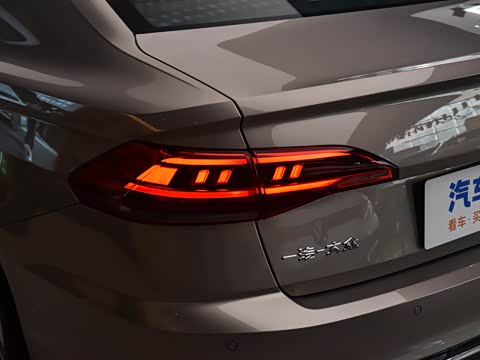 2026�� 300TSI DSG���а�