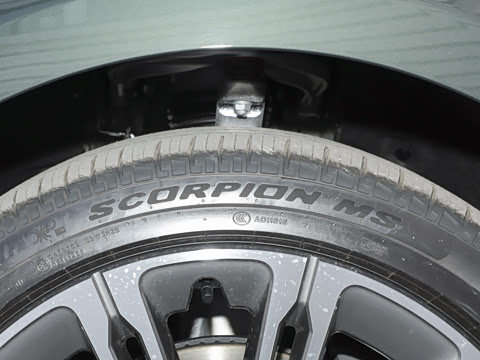 2026�� 3.0 L6 400PS AB�����