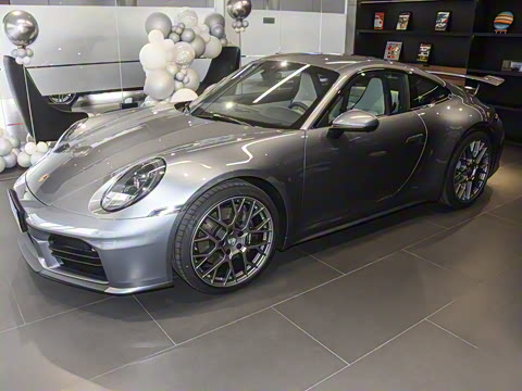 2026�� Carrera 3.0T