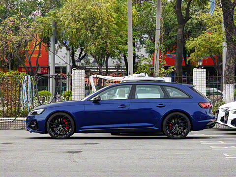 2024��  RS4 Avant ȼ���