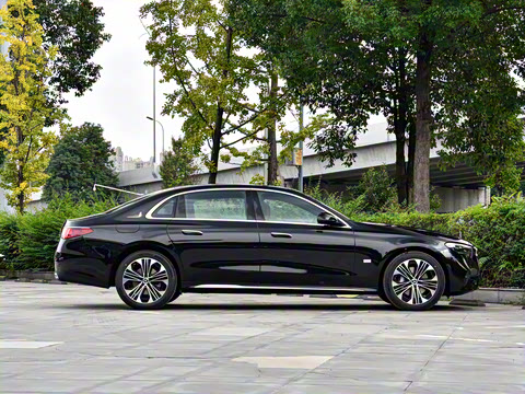 2026�� E 300 L ������