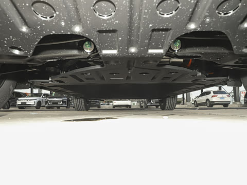 2025�� 501KM ����Ultra��