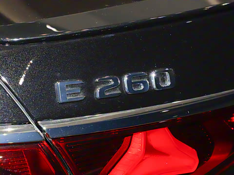 2026�� E 260 �˶���