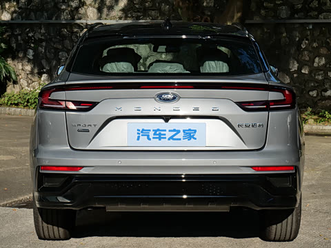 2026�� 2.0T EcoBoost  E �춯  �˶��� ST-Line