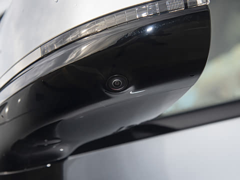 2025�� 670 Max��