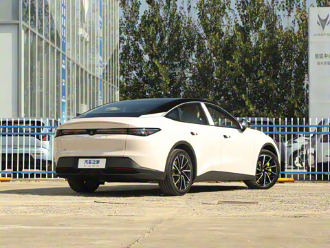 2025�� �Ŀ� 560MAX 185kW