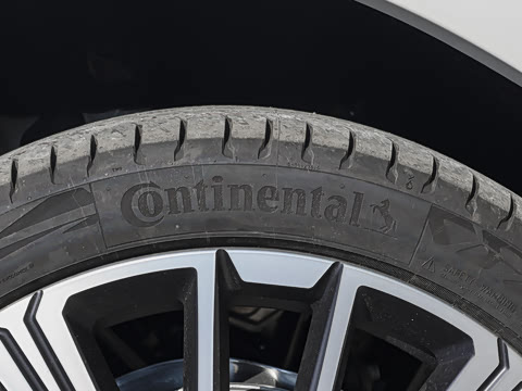 2025�� xDrive25Li M�˶���ҹ��װ