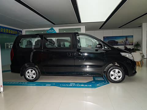 2027�� 2.0L ������ 7��