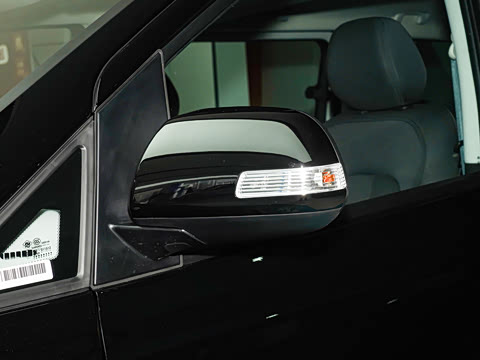 2027�� 2.0L ������ 7��