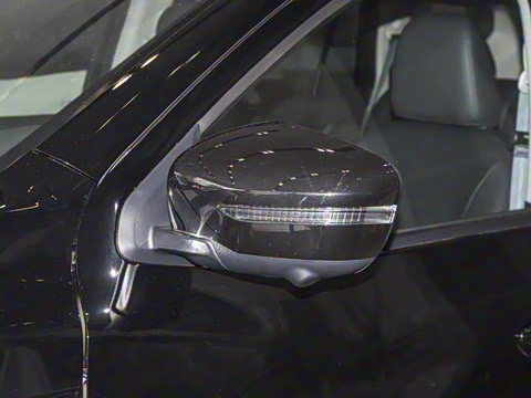 2025�� 2.0T ��������ʿ��