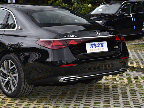 2026�� E 300 L ʱ����