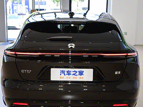 2025�� 100kWh Touring