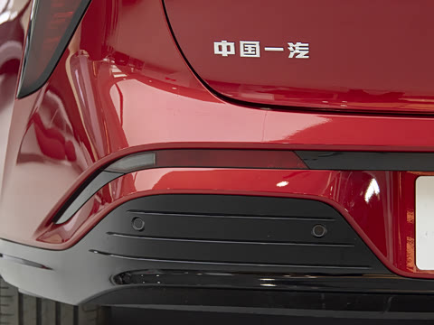 2025�� 750��