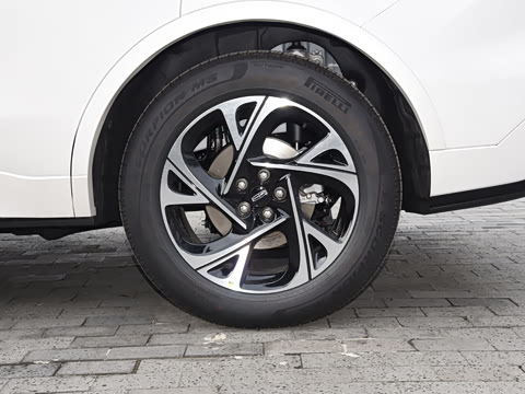 2026�� 2.0T ������춯��