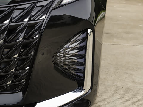 2026�� 2.5L ����׿��318��