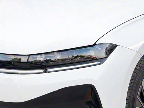 2026�� L 300TSI DSG ������