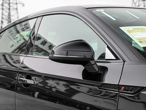 2025�� RS 5 2.9T Sportback �����