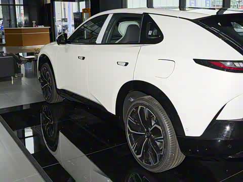 2025�� ����200 Max