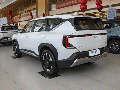 2025�� 720 Light